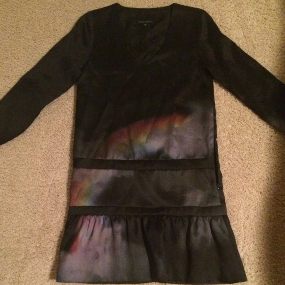 Cynthia Rowley Moonbow Deep V Flounce Tunic! - Picture 4 of 4